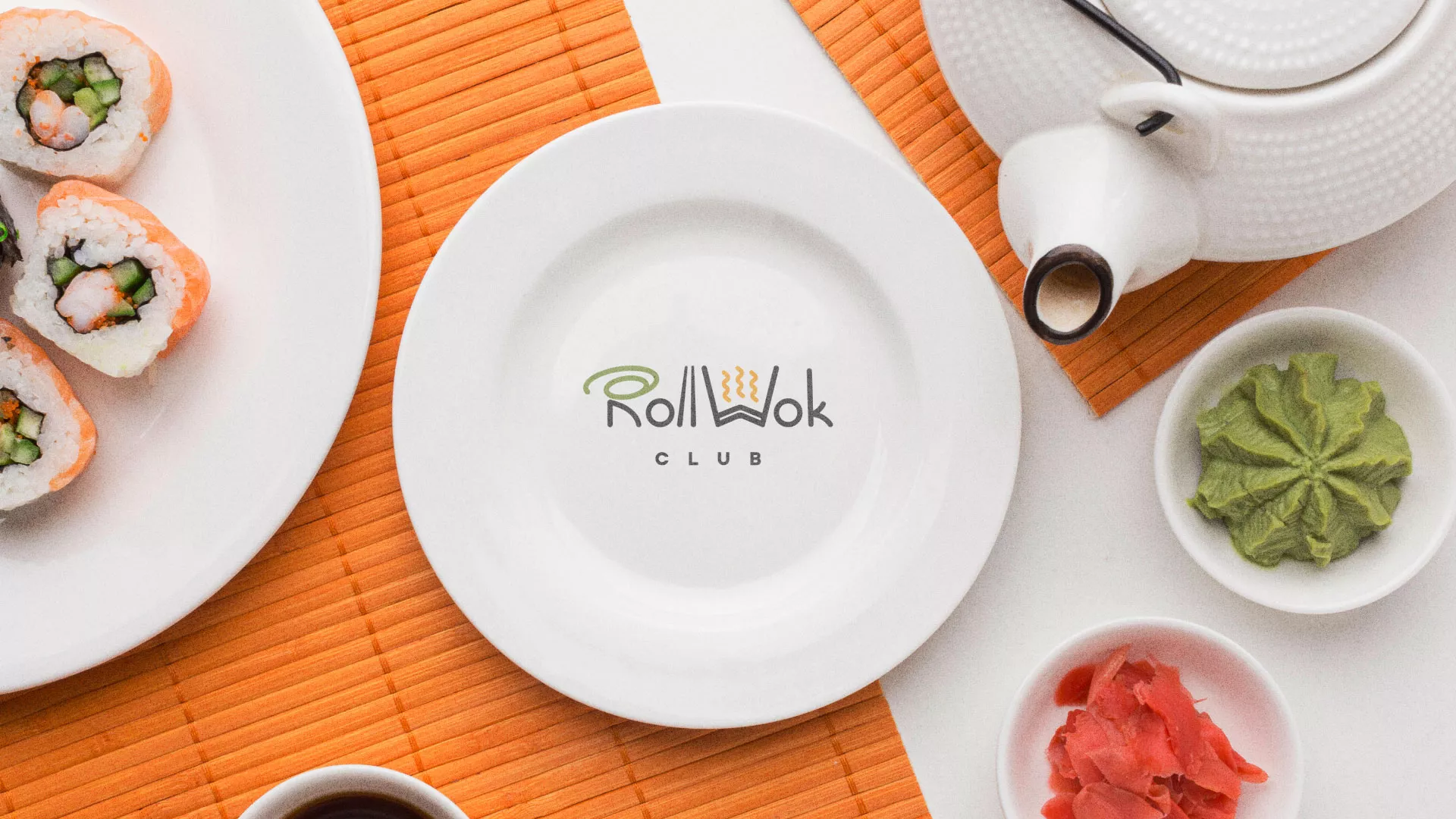 Разработка логотипа и фирменного стиля в Кириллове для суши-бара «Roll Wok Club»